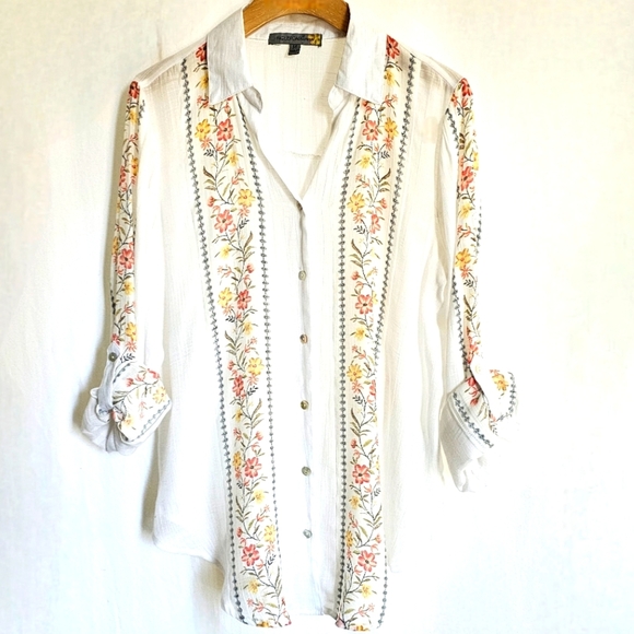 Figueroa & Flower White Long Sleeve Floral Print Button Blouse - Picture 7 of 16